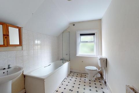 84 Linden Crescent, Folkestone, CT19 5SD