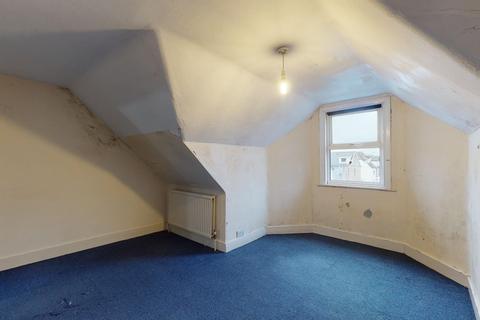 84 Linden Crescent, Folkestone, CT19 5SD