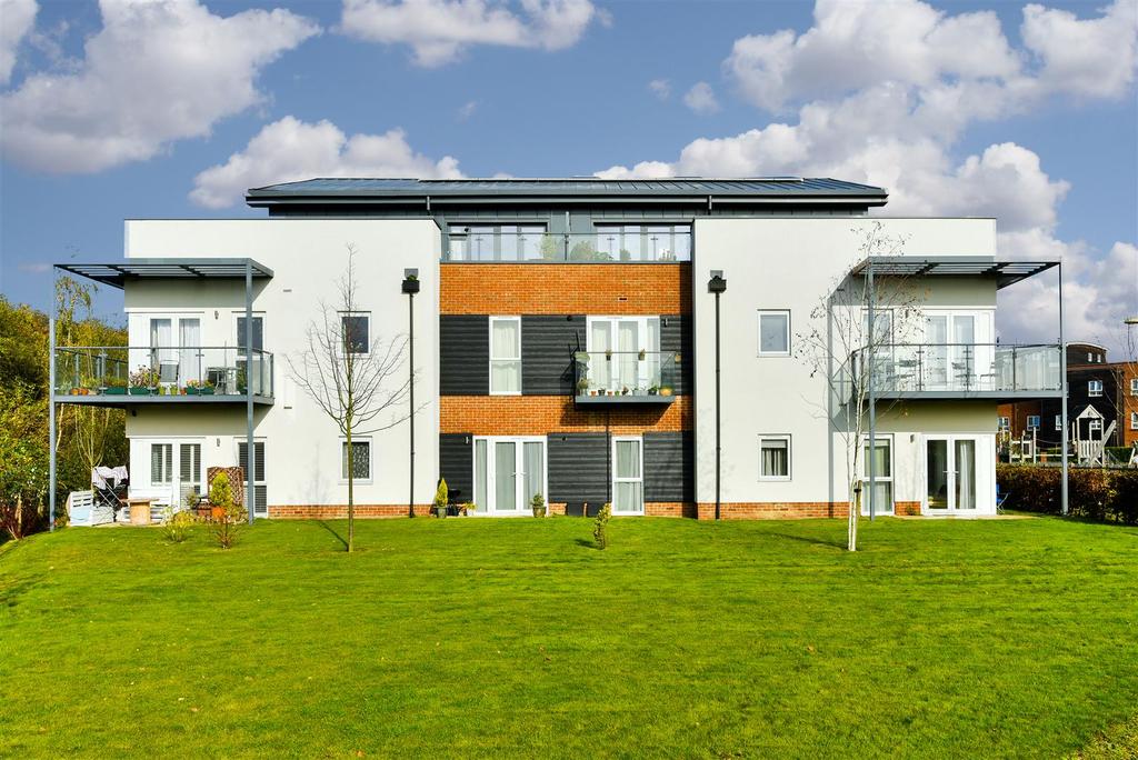 The Kilns, Watercolour, Redhill 1 bed apartment £250,000