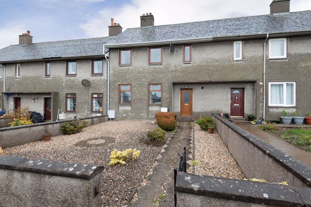 Cairnview Place, Laurencekirk 3 bed terraced house £150,000