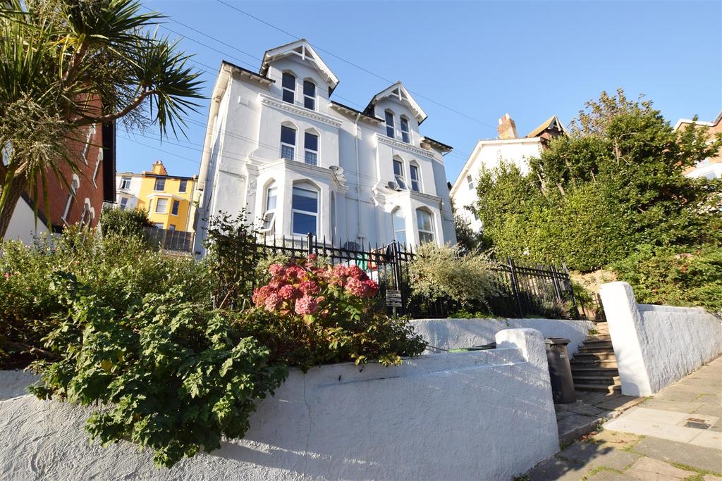 St. James Road, Hastings 2 bed flat £240,000
