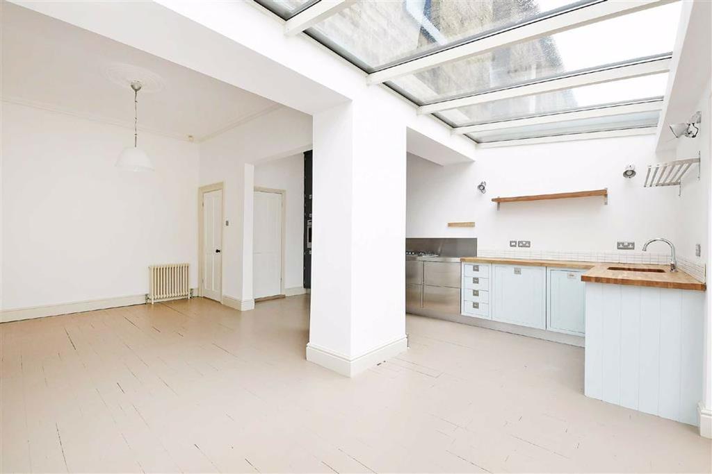 Ashdell Road, Sheffield, Yorkshire 3 bed detached house £595,000