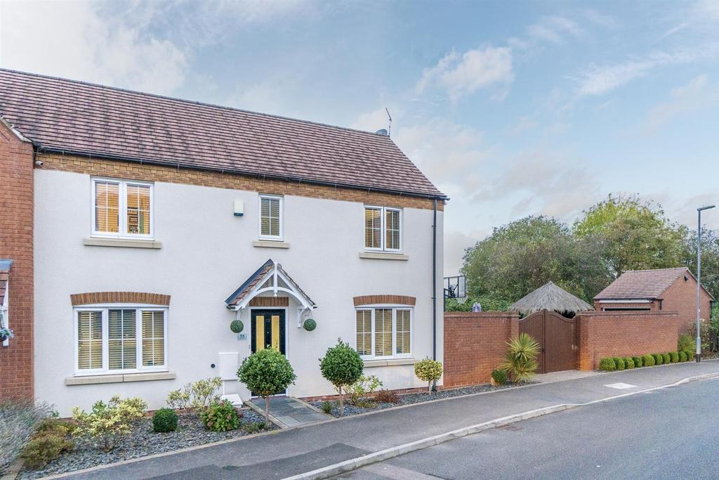 Camelot Street, Ruddington, Nottingham 4 bed semidetached house £375,000