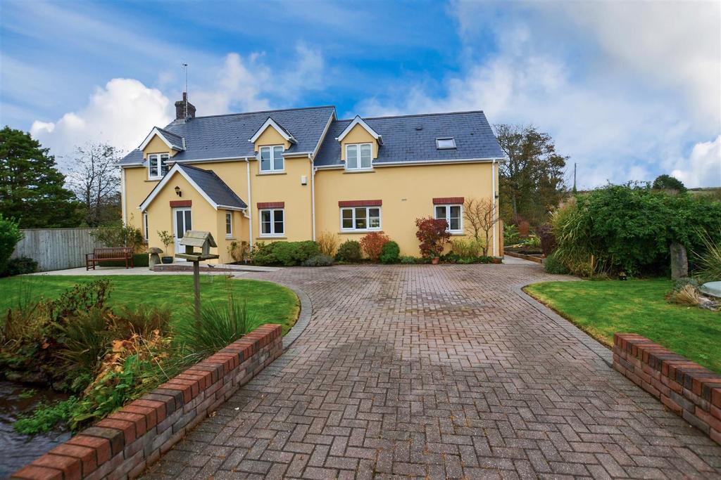 Manorbier Newton, Tenby 5 bed detached house £545,000
