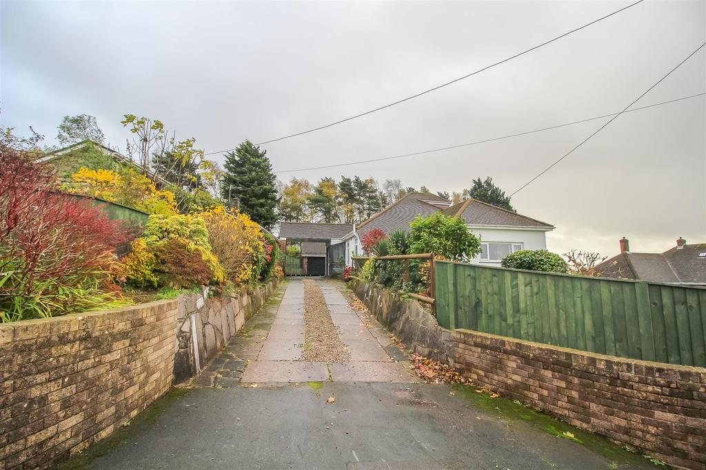 High Cross Lane, Rogerstone, Newport 3 bed detached house £425,000