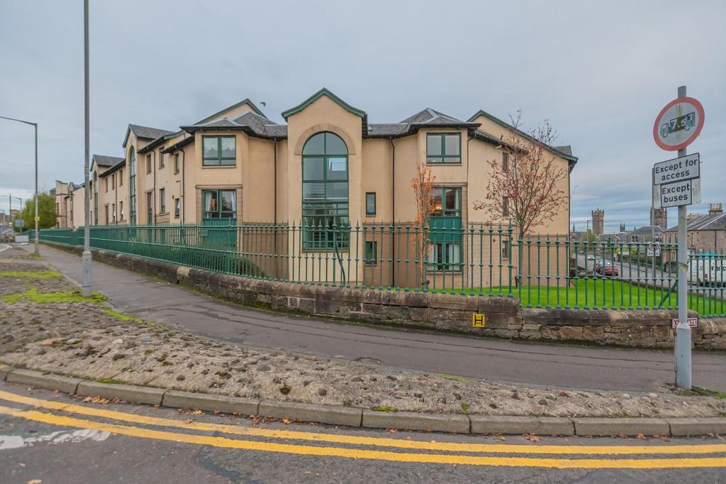 Colville Gardens, Alloa 1 bed flat £74,995