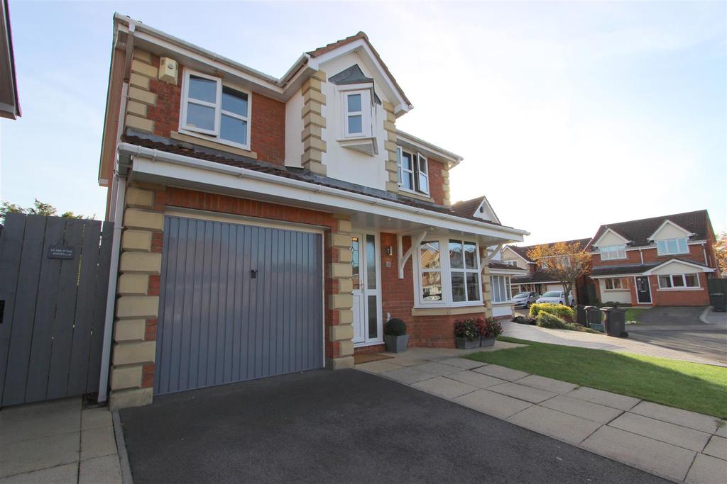 Moray Close, Darlington 4 bed detached house £250,000