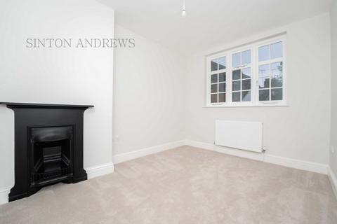 12 Denison Road, London, W5 1NU