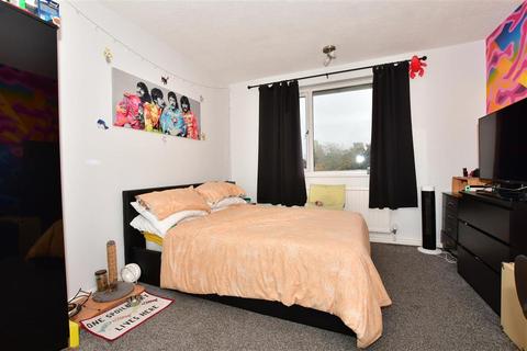 28 Eardley Road, Belvedere, DA17 6HA