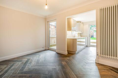 36 Camp View Road, St Albans, AL1 5LL