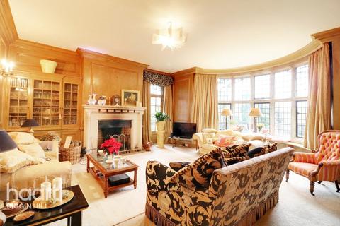 Farley Grange East Farley Common, Westerham, TN16 1UA