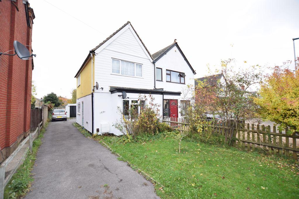 153A Whitley Wood Lane, Reading RG2 8PW 1 bed ground floor flat £200,000