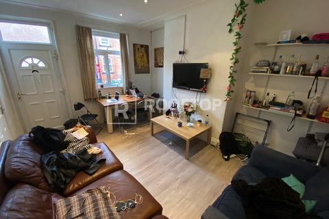 6 bedroom house to rent, Welton Mount, Leeds LS6