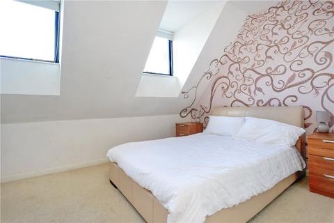 2 bedroom maisonette to rent, Bridgehouse Court, Blackfriars Road, London, SE1