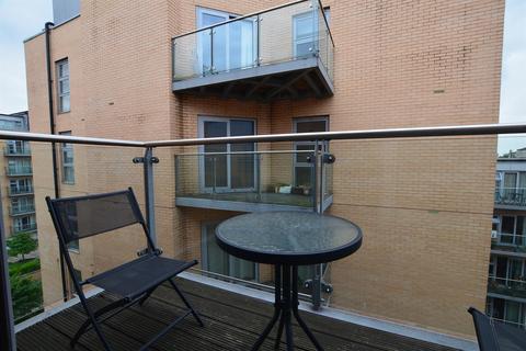 1 bedroom apartment to rent, Kingswood Heights, Queen Mary Avenue, South Woodford, E18