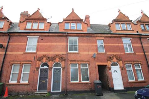 3 bedroom terraced house to rent, Albert Road, Kidderminster, DY10