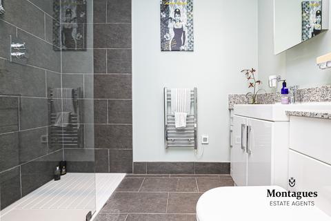 3 Fairfield Road, Epping, CM16 6SU