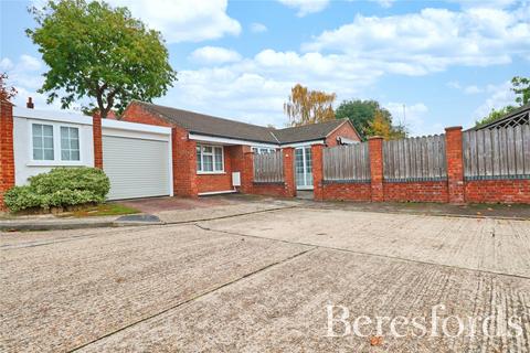undefined, Manor Close, Romford, RM1
