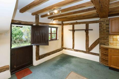 3 bedroom barn conversion for sale - Would Benefit from Modernisation in Benenden Village