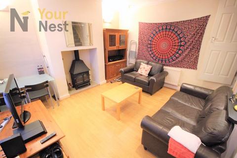 3 bedroom terraced house to rent, Granby place, Headingley, Leeds, LS6 3BD