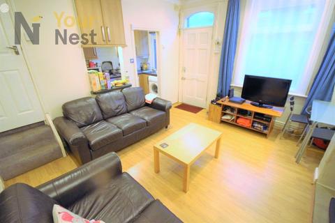 3 bedroom terraced house to rent, Granby place, Headingley, Leeds, LS6 3BD