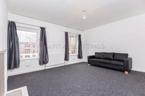 2 bedroom apartment to rent - College Court, Ponders End, Enfield