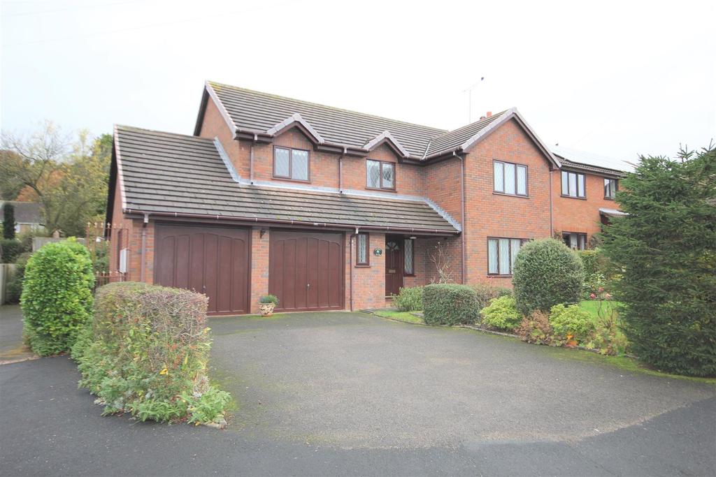 Ash Tree Hill, Cheadle, 4 bed detached house £360,000