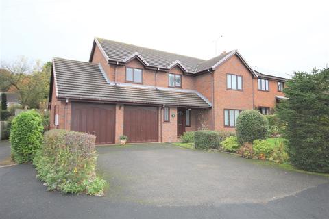 26 Ash Tree Hill, Cheadle, Stoke-on-trent, ST10 1UQ