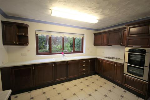 26 Ash Tree Hill, Cheadle, Stoke-on-trent, ST10 1UQ