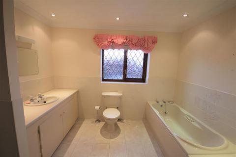 26 Ash Tree Hill, Cheadle, Stoke-on-trent, ST10 1UQ