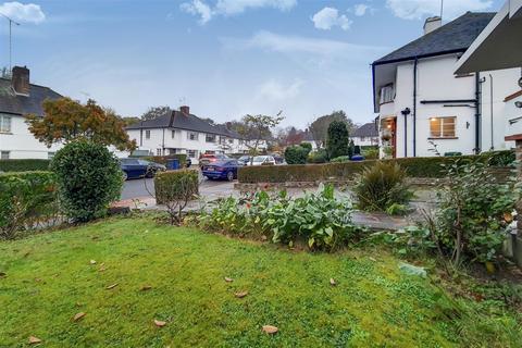 22 Ludlow Way, London, N2 0LA