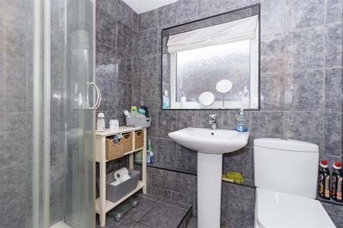 10 Cavendish Close, Goring By Sea, Worthing, BN12 6DP