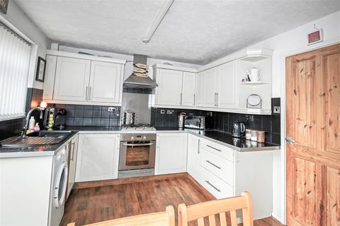 58 Ashendon Drive, Hull, HU8 8DY