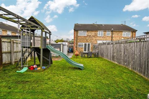 58 Ashendon Drive, Hull, HU8 8DY