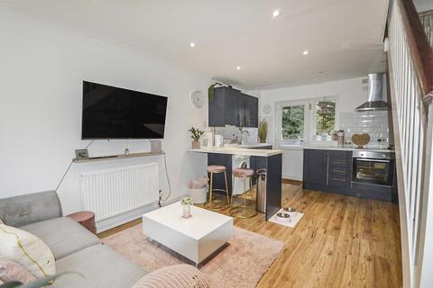 97 Westgate Close, Canterbury, CT2 8JH
