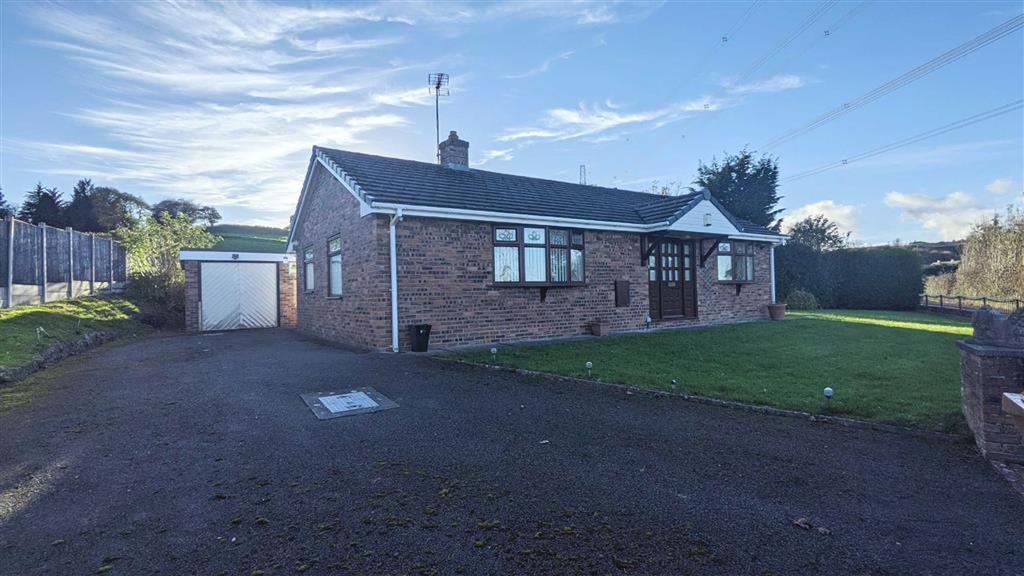 Brynford Road, Pentre Halkyn... 3 bed detached bungalow £300,000