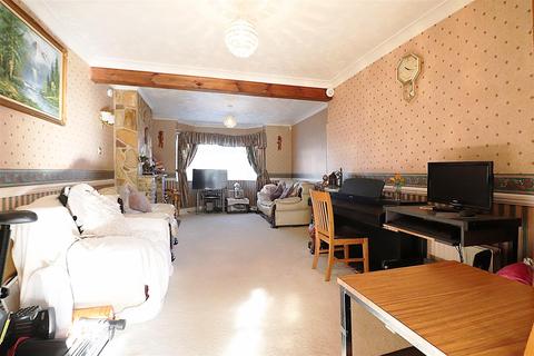 100 Northdown Road, Welling, DA16 1NA