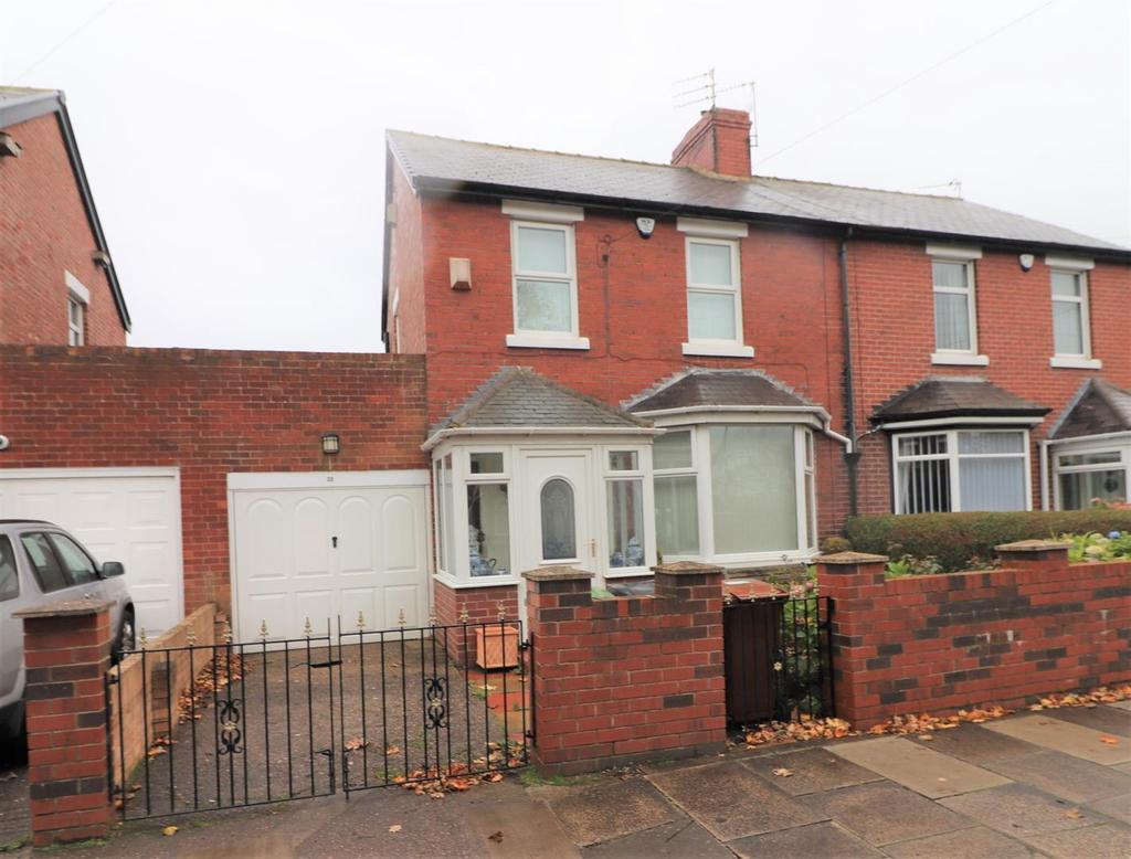 Stakeford Road, Bedlington 3 bed semidetached house £165,000