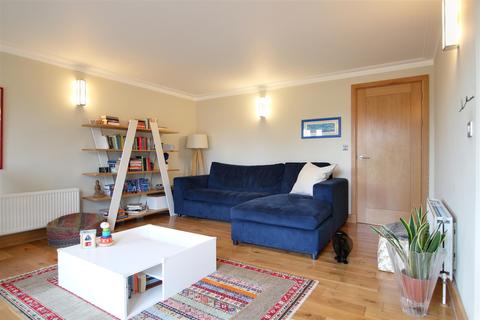 2 bedroom flat for sale - Warne Court, Village Road, Enfield