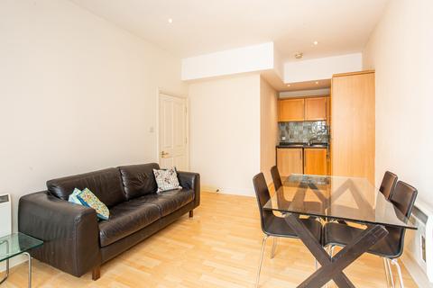 Flat 3, 52 Tredegar Square, London, E3 5AQ