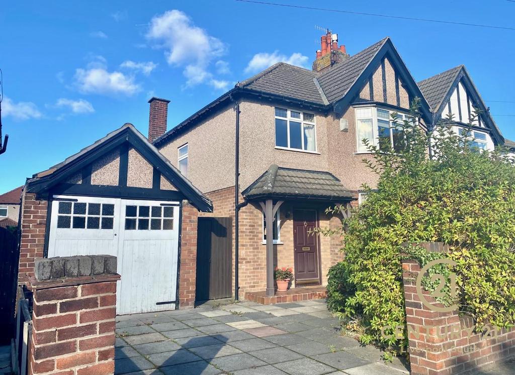 Moorcroft Road, Calderstones, L18 3 bed semidetached house £450,000