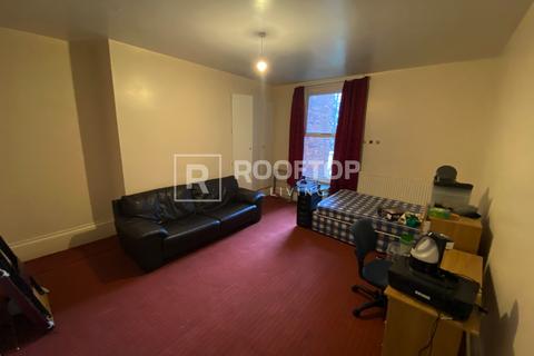 9 bedroom house to rent, Cardigan Road, Leeds LS6
