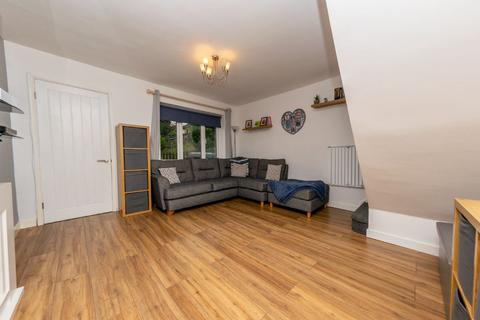 40 Atha Crescent, Beeston, Leeds, LS11 7DB