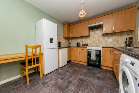 40 Atha Crescent, Beeston, Leeds, LS11 7DB