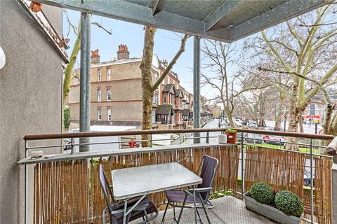 2 bedroom flat to rent, Clapham Road, Stockwell, London, SW9