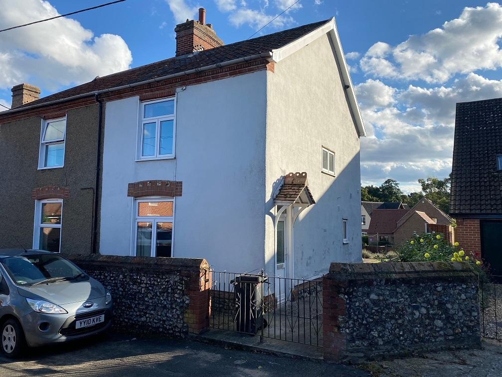 School Lane, East Harling, NR16 2LU 2 bed semidetached house £675