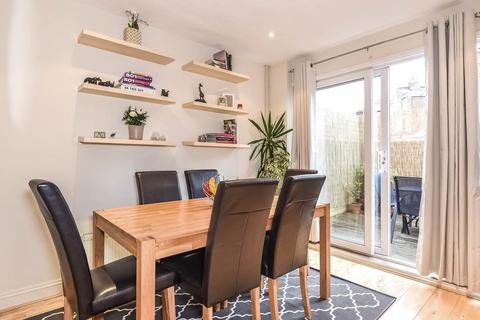 6 Dingwall Road, London, SW18 3AZ