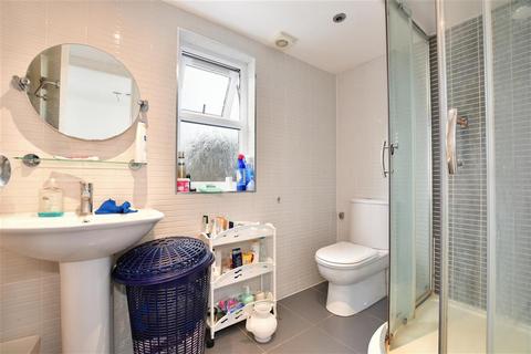 35 Wellesley Road, Ilford, IG1 4JX