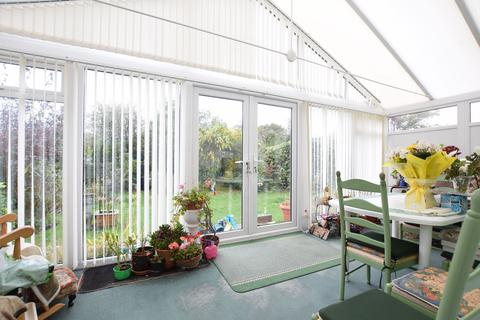 9 Burrows Close, Clacton-on-sea, CO16 8EG