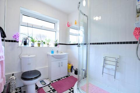 9 Burrows Close, Clacton-on-sea, CO16 8EG